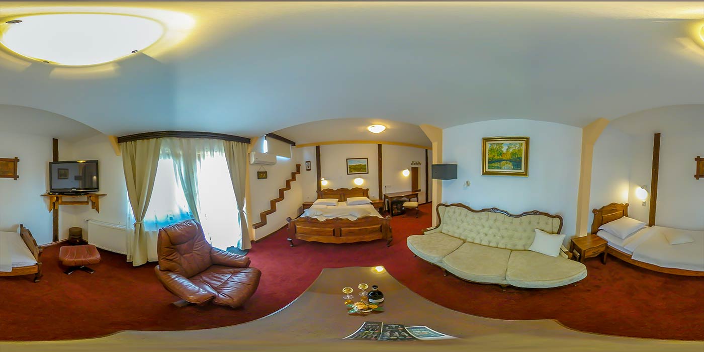 Comfort room with three beds, slavonski brod